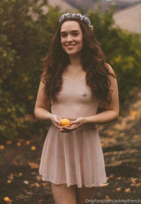 ashleylfrench アダルトスター 画像
