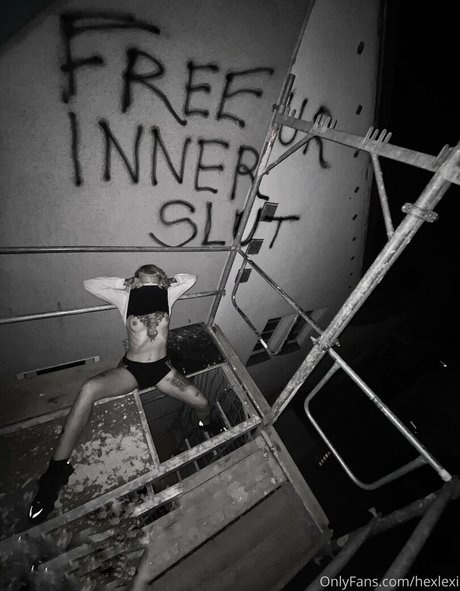 deadlexi profile image