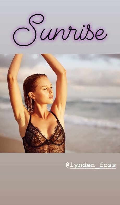 Isabelle Cornish 素敵なモデル ギャラリー