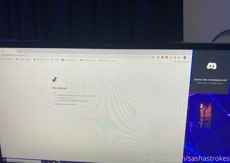 sashastrokes ヌードのポルノスター 写真