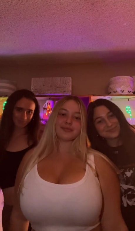 エボニートランスオンリーファンズ ヌード 写真