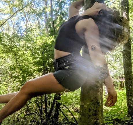 アジア人のタトゥー OnlyFans 無料セクシー ギャラリー