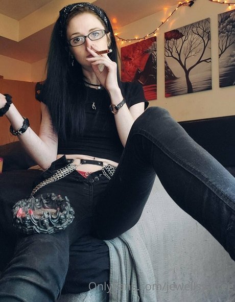 jewellss2free ヌードのポルノスター 画像