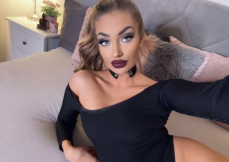 lexadarkfree top profile image