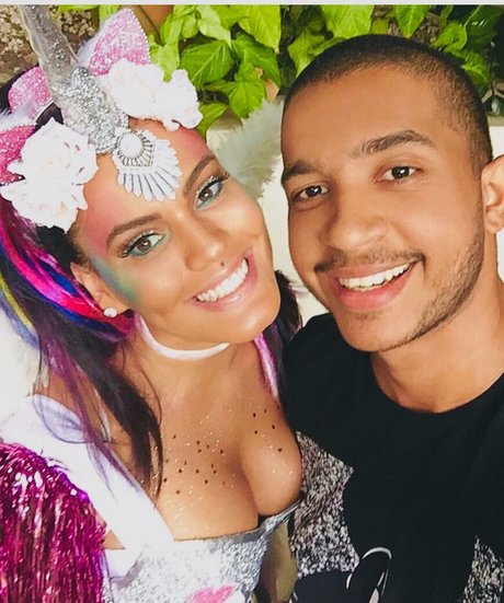 ヌード無料OnlyFans 裸 写真