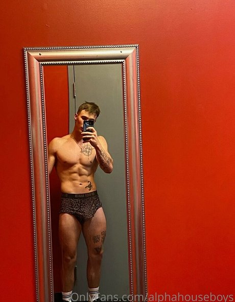 alphahouseboys アートモデル 写真