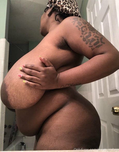 famousstarkmarie top profile image