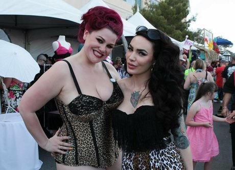 アマチュアペッギングOnlyFans 無料裸 ギャラリー