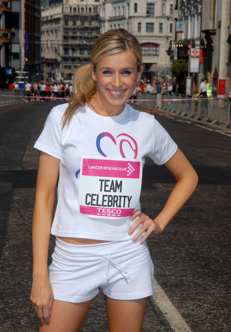 Lara Lewington アートスター 写真