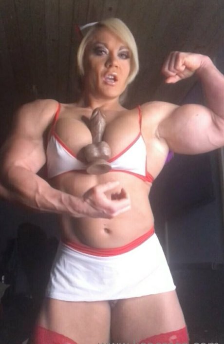 Lisa Cross HDスター 画像