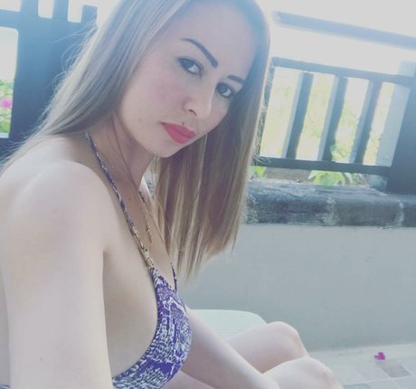 Reynalyn Torres ポルノスター エロティック 写真