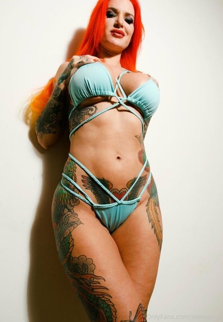 黒髪の熟女OnlyFans ホットポルノ 画像