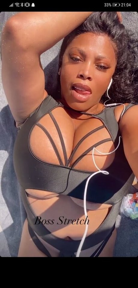 Clara Marie エロティックなポルノスター ギャラリー