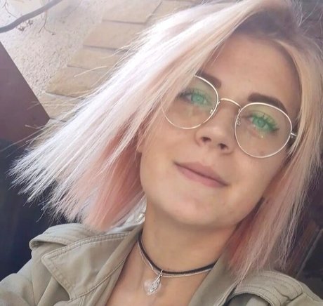 ホットな裸のOnlyFans 無料xxx 写真