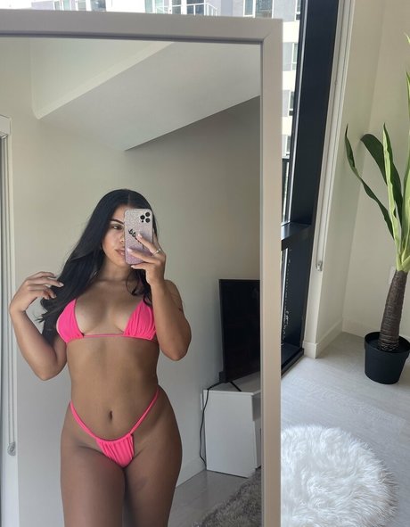 alexistelles アダルトモデル ギャラリー