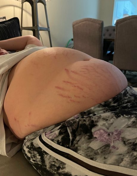 belly love profile image