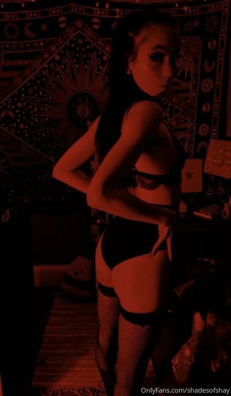 母娘オンリーファン ポルノ 画像