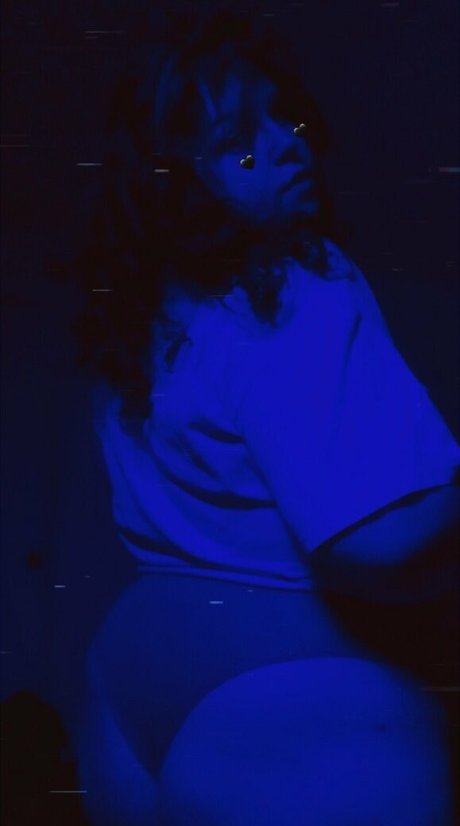 xoliviapage アダルトスター 写真