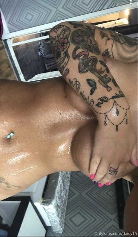 Daisy15 完璧なスター 写真