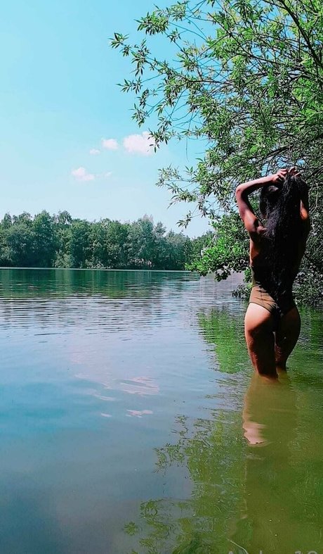 amber18berlin 無料女優 写真