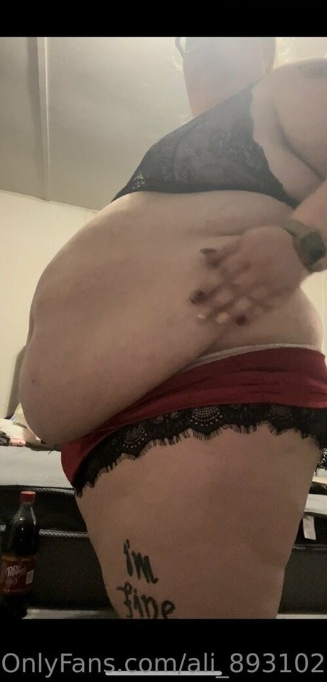 ali 893102 最高の女優 写真