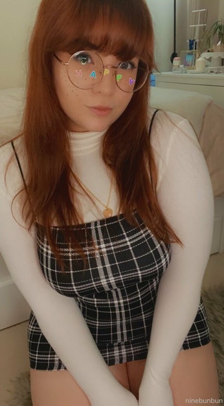 大学のOnlyFans アートヌード ギャラリー