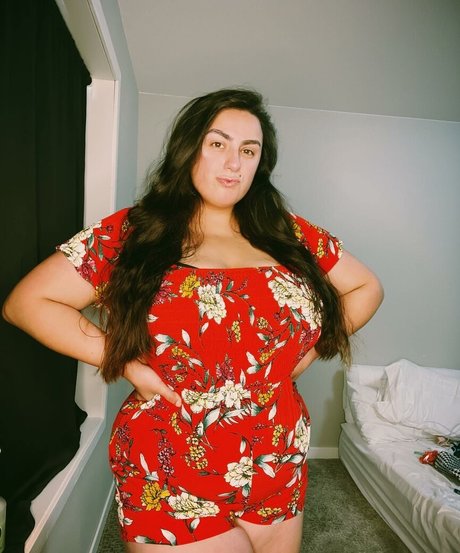 Jazminealeahh ポルノスター 写真