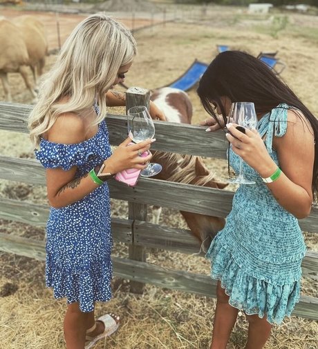 Avery Trail ポルノモデル 写真