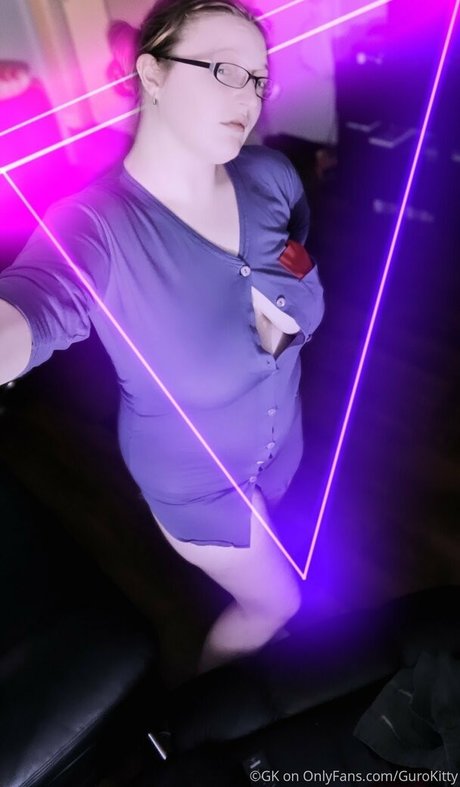 トップレスビーチOnlyFans 美しい裸 画像