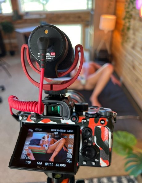 hardpaxperryxxx 無料のスター 写真