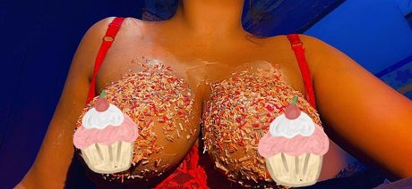 zaazaarina セクシーなスター 写真