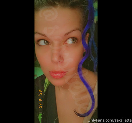 花嫁オンリーファン ホット裸 写真