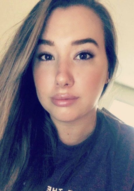 redvelvetxx かわいいポルノスター 写真