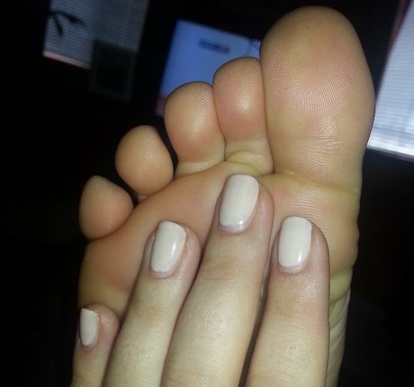 チンコを持つ女たち OnlyFans アダルト 写真