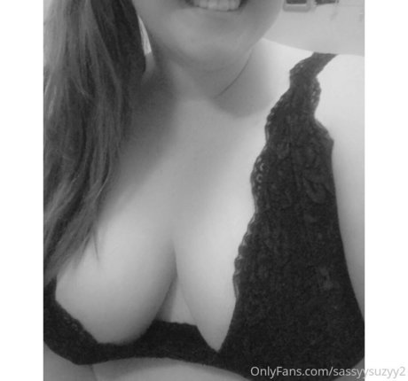 sassyysuzyy2 ポルノスター エロティック 写真