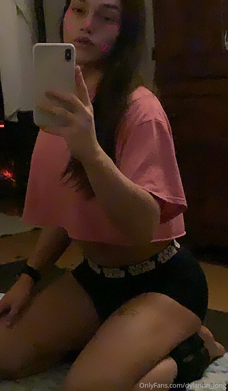 arielllll 美しいポルノスター 写真