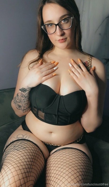 アマチュアのお尻OnlyFans ホット 画像