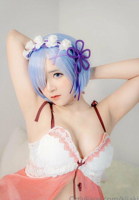 kiiaki 美しいポルノスター 写真