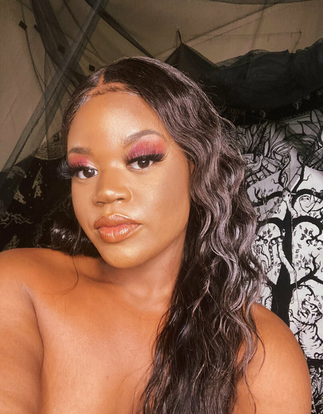 plushd0ll 無料のポルノスター 写真