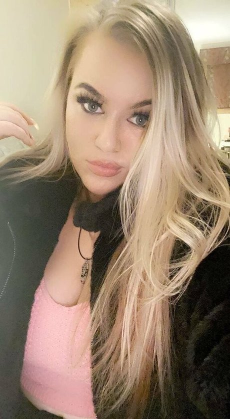 iwantfeli 最高のモデル 写真