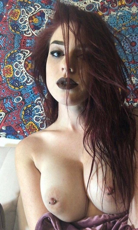 金髪の小柄なOnlyFans アートポルノ ギャラリー