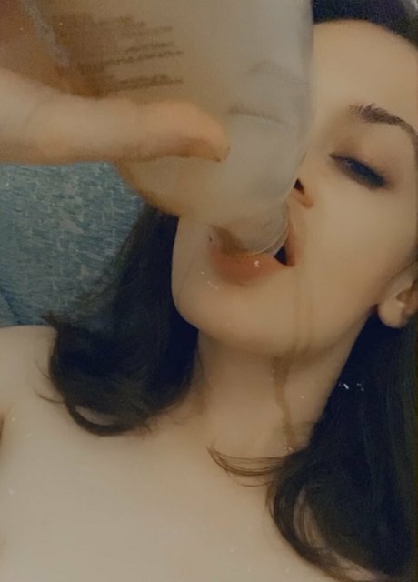 ビンボオンリーファンズ ヌード 写真