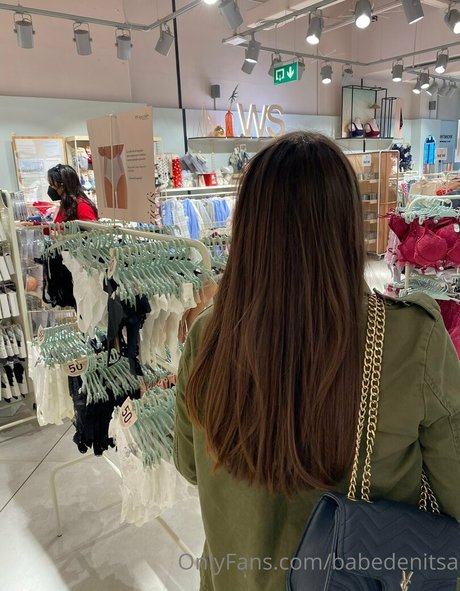 babedenitsa ポルノスター 画像