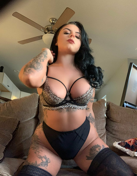 レズビアンセックスOnlyFans アートヌード 写真