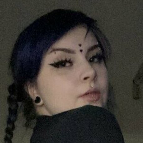 Lilpocketcleo 裸のポルノスター ギャラリー