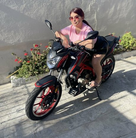 ファンの背後 セクシー 写真