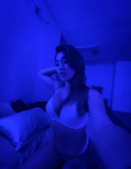 巨乳とお尻のOnlyFans ホットxxx ギャラリー