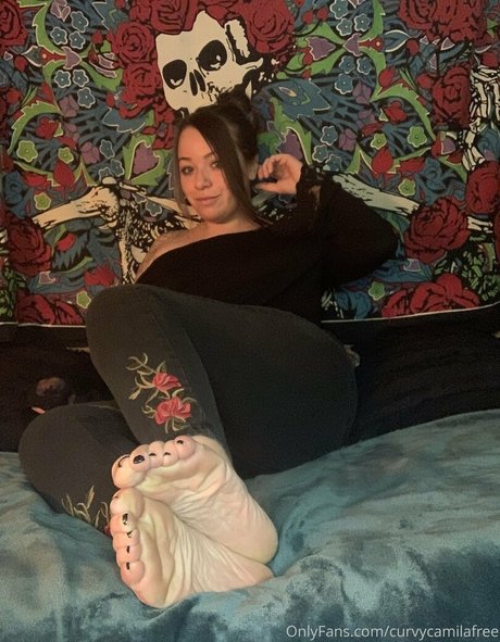 curvycamilafree ポルノスター 画像