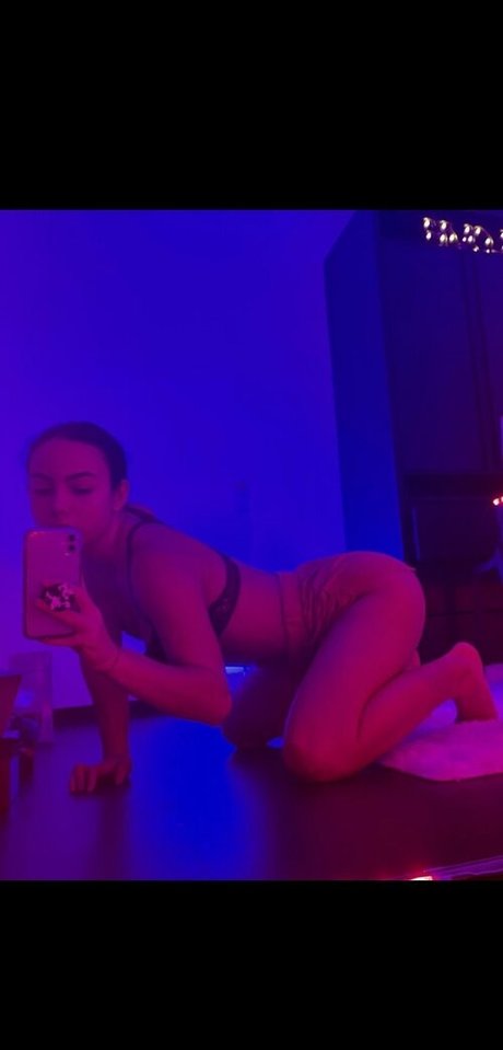 Sofia Porzio 素敵なポルノスター 写真