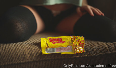 cumtodemmifree ポルノスター ホット 写真